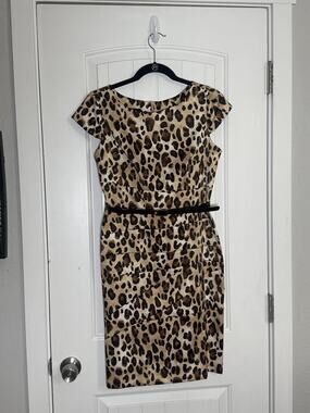 AGB Women's Size 8 Animal Print Belted Cap Sleeve Tulip Dress
